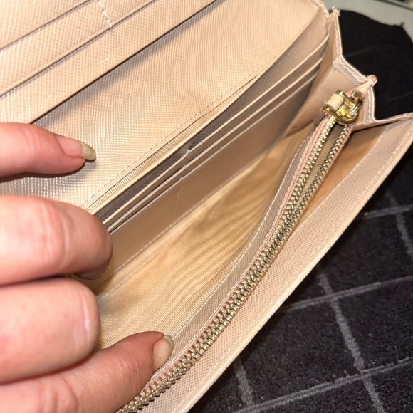 Authentic Prada Ribbon Bifold Long Wallet - Picture 8 of 12